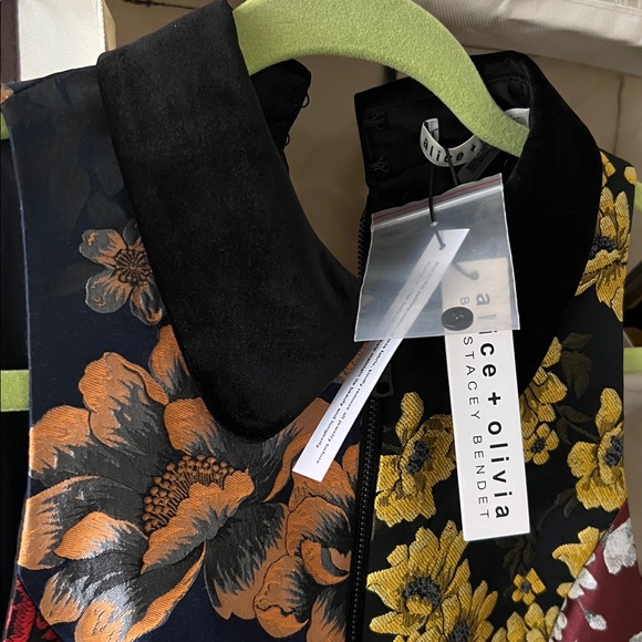 Alice + Olivia Velia Jacquard Collared Minidress NWT - Picture 7 of 7